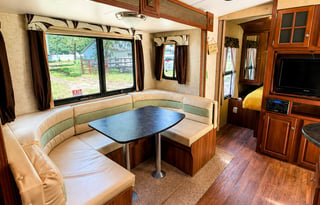 BULLET BLISS- COZY COUPLES & FAMILY GETAWAY