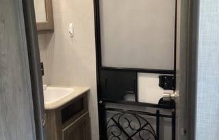 Pet Friendly Bunkhouse Camper Rental