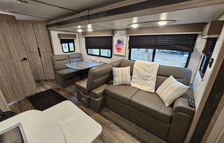 2021 Keystone Travel Trailer - Sleeps 8