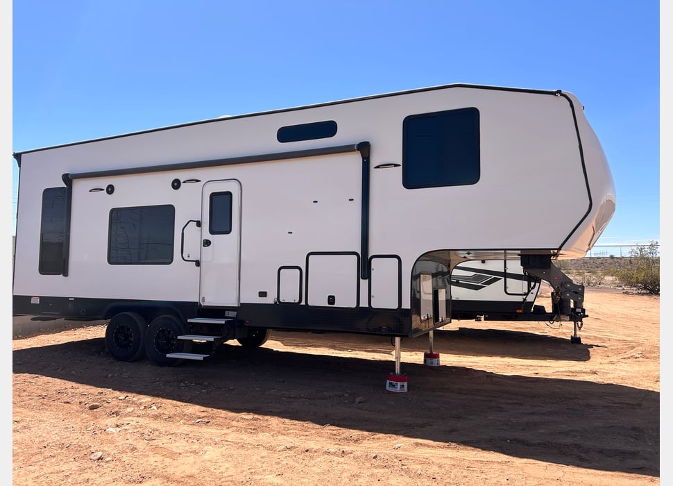 Fifth Wheel rentals in Mesa