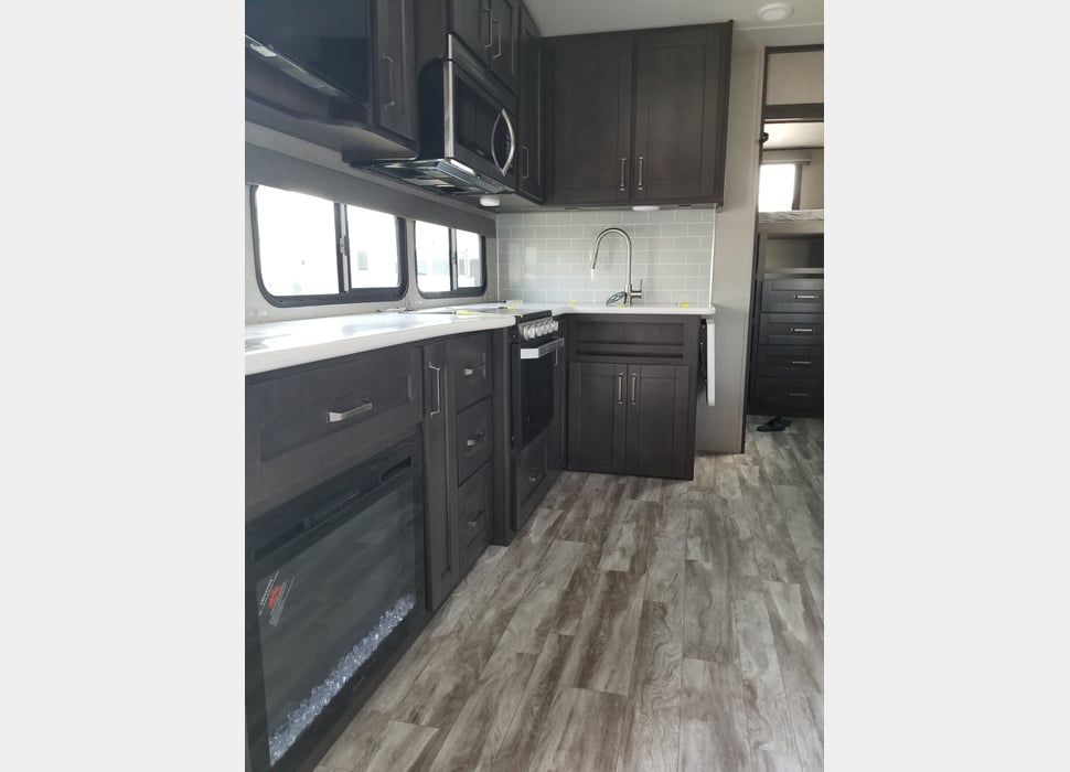 Fifth Wheel rentals in Essex