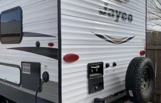 Family approved 1/2-ton towable Jayco w/bunks