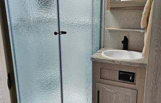 Finger Lakes RV Rentals Lil' Bit