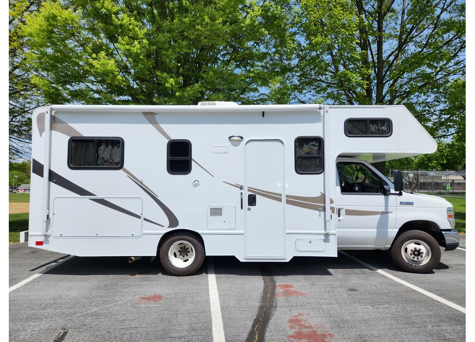 Class C Motor Home rentals in Bloomsburg