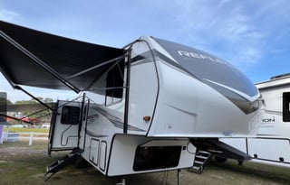 2024 Reflection 295RL 5th Wheel