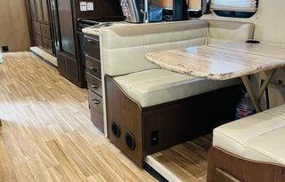 2018 Thor Motor Coach ACE 32.1