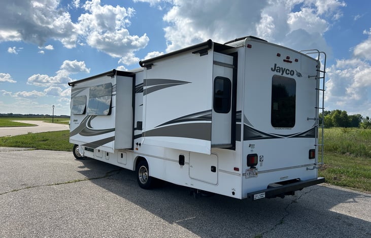 Exterior - Driver Side (Back)