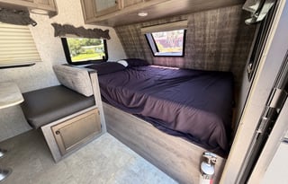 2019 Coachmen Apex Nano | Sleeps 4 | Easy to Tow