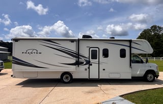 ✨ Rent My Family-Friendly RV – Sleeps 10! ✨