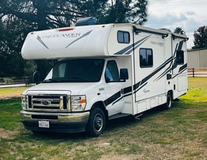 Coachmen RV Freelander 26DS Ford 450