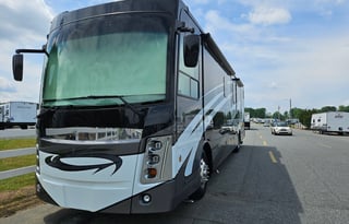 Hit The Road In This Family Friendly Berkshire XL