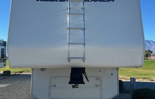 Adventure-Ready 40' Toy hauler!