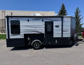 Ice Castle Fish Houses Ice Castle Fish Houses RV Edition