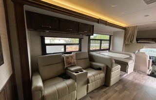 2021 Jayco Greyhawk 30Z