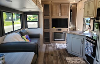 2021 Keystone RV Cougar Half-Ton Series 32BHS
