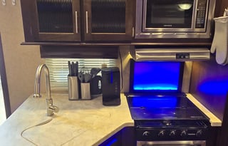 2018 Forest River RV Cherokee Arctic Wolf 315TBH8