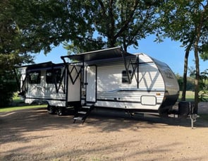 Keystone RV Sprinter 330KBS