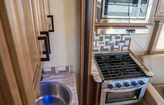 “Rocky” A class C Conquest ready for adventure