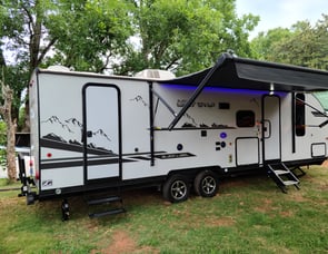 Forest River RV Cherokee Black Label 26DBHBL