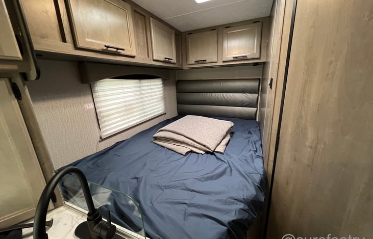 Comfortable RV Queen Bed