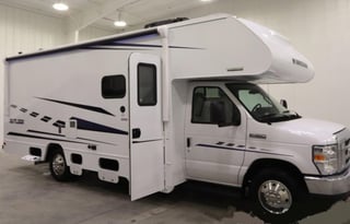 2019 Winnebago Outlook 25J