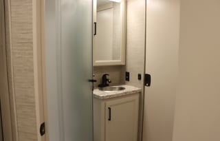 Free WiFi & Dish! The Mackenzie-31' 2023 Thor FE