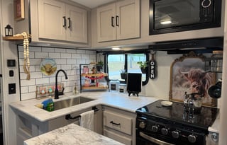 Welcome to HIGHLAND HIDEAWAY *Delivery Only*