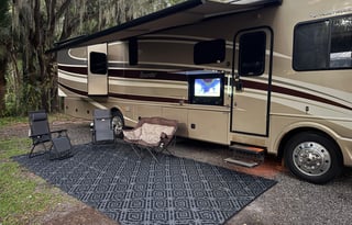 Chief Carl's Caravan- 2016 Fleetwood Bounder 35K