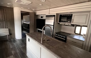 2022 Keystone RV Cougar Half-Ton 34TSB