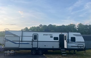 2021 Venture RV SportTrek ST332VBH