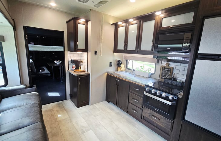 Living Are/Kitchen