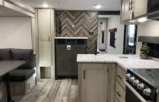 Chef Skuter's RV Rental - Get Skutin'