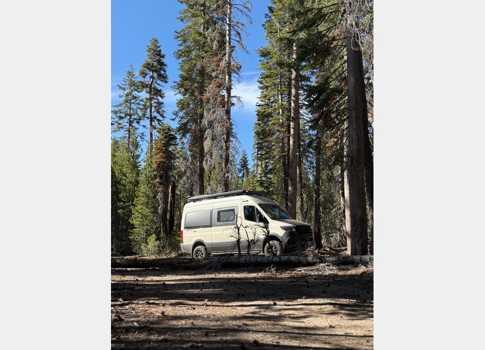 Class B Camping Van rentals in Los Angeles
