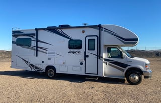 Agatha the family adventurer! (2020 Jayco Redhawk)