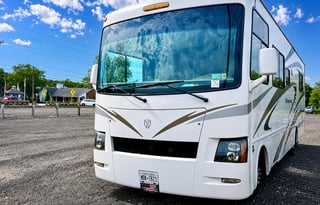 2011 Thor Motor Coach Windsport 30Q