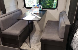 Time for an adventure! 2022 Jayco Jay Flight SLX