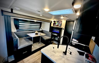 GLAMPING ALERT! Beautiful 2023 Forest River RV