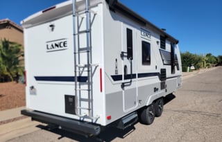 The Perfect Travel Trailer For You!   Lance 1995
