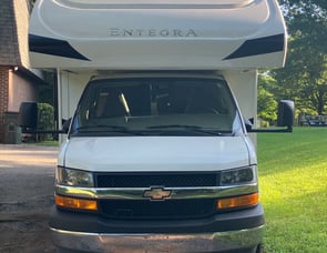 Entegra Coach Odyssey SE 22C