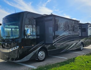 Thor Motor Coach Palazzo 37.4