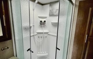 T4 - 2020 RockWood Ultralite 2910SB** Sleeps 10!!