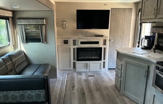 2022 Coachmen Catalina Legacy