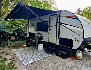 Forest River RV Wildwood FSX 179DBKX