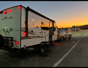 Forest River RV Cherokee Wolf Pup Black Label 16BHSWBL