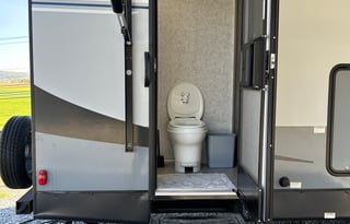 2021 Coachmen Apex for Delivery Only