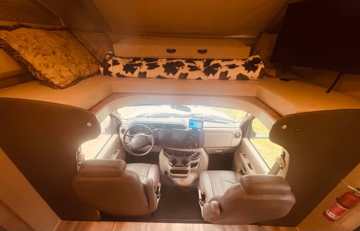 Removable bunk section for maximum cab space