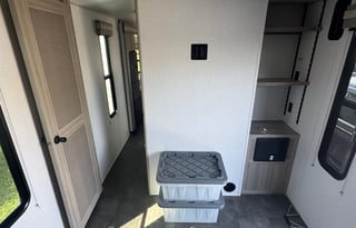 36 Feet 2024 Toy Hauler