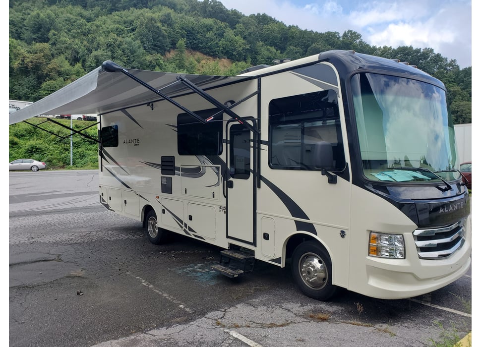 Class A Motor Home rentals in Candler