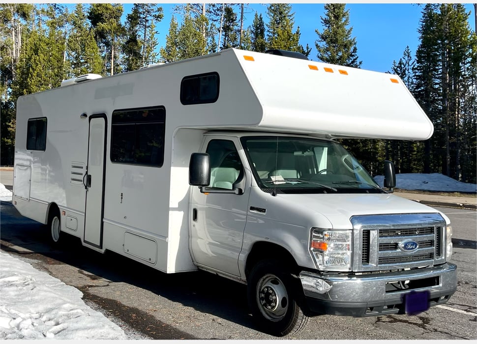 Class C Motor Home rentals in Bowie