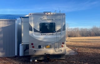 Luxury on the Road: Rent the Coachmen Encore 325SS
